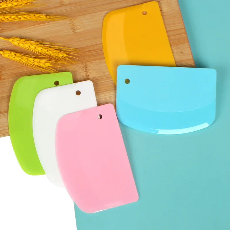 Dough Scraper & Cake Spatula – Fondant Pastry Baking Tool Baking Scraper Spatula Axl