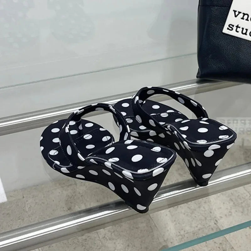 Women's Polka Dot Wedge Slippers – High Heel Clip Toe Summer Wedge Slippers Axl