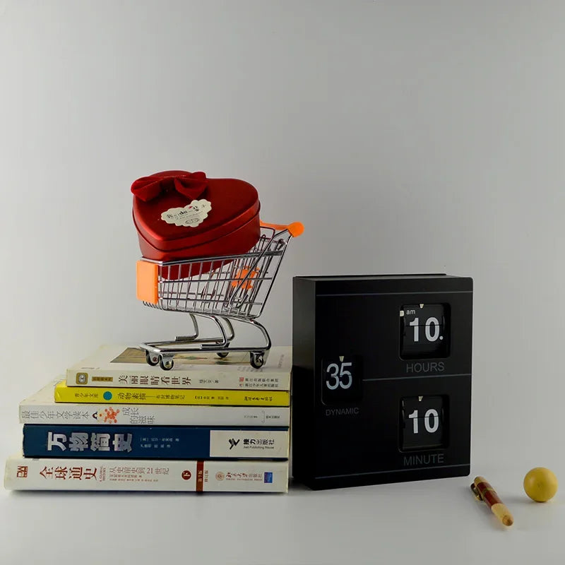 Retro Book Flip Clock – Vintage Desk Clock | Black & White Flip Desk Clock Axl