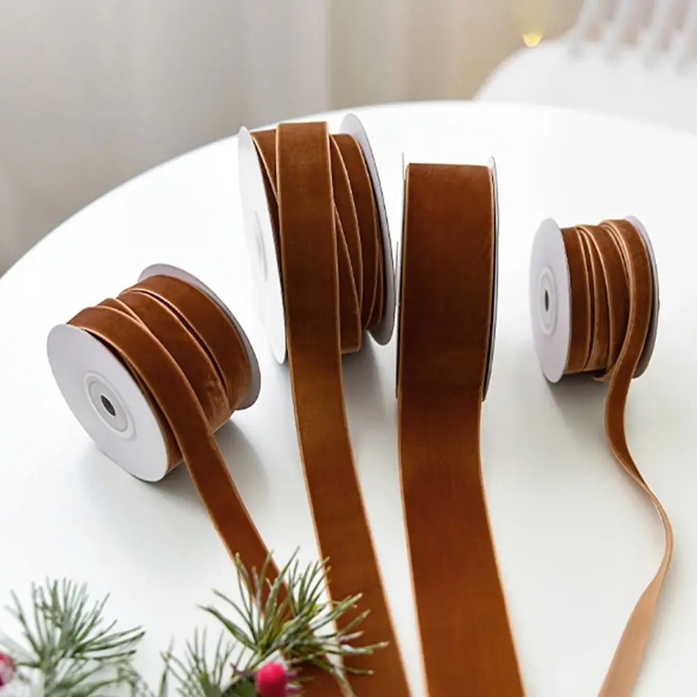 Velvet Christmas Ribbon 1cm x 10m – DIY Gift Wrap & Bow Decor Velvet Craft Ribbon Axl