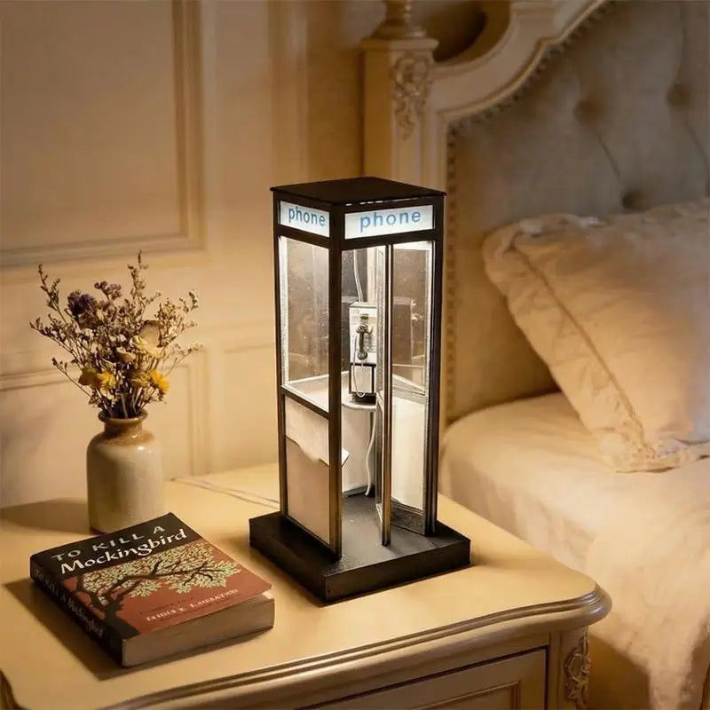 Retro British Phone Booth Lamp – Vintage LED Night Table Light Decorative Table Lamp Axl