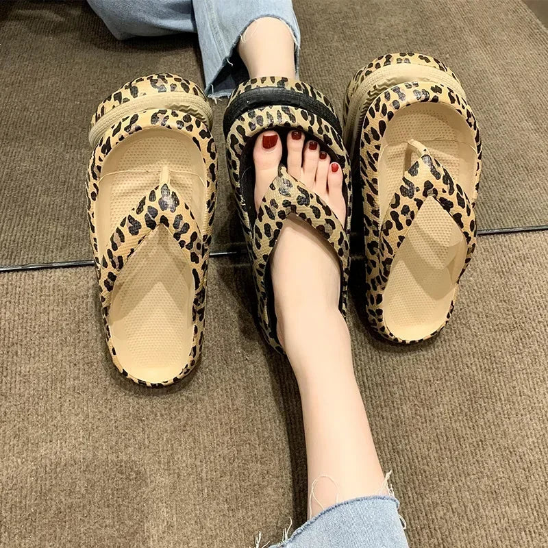 Women's Plaid Platform Flip Flops – Non-Slip Beach Slides Platform Flip Flops Axl