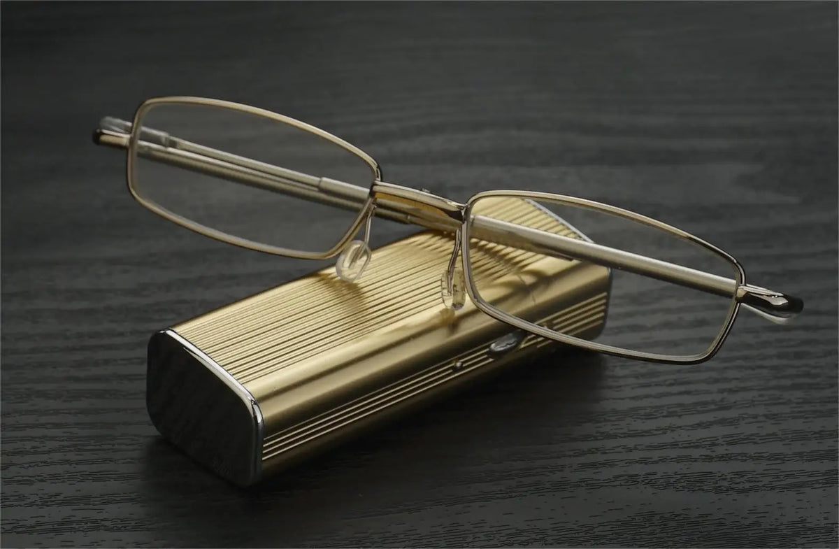 Foldable Reading Glasses – HD Metal Frame Readers | CE Certified Reading Glasses Axl 1 150