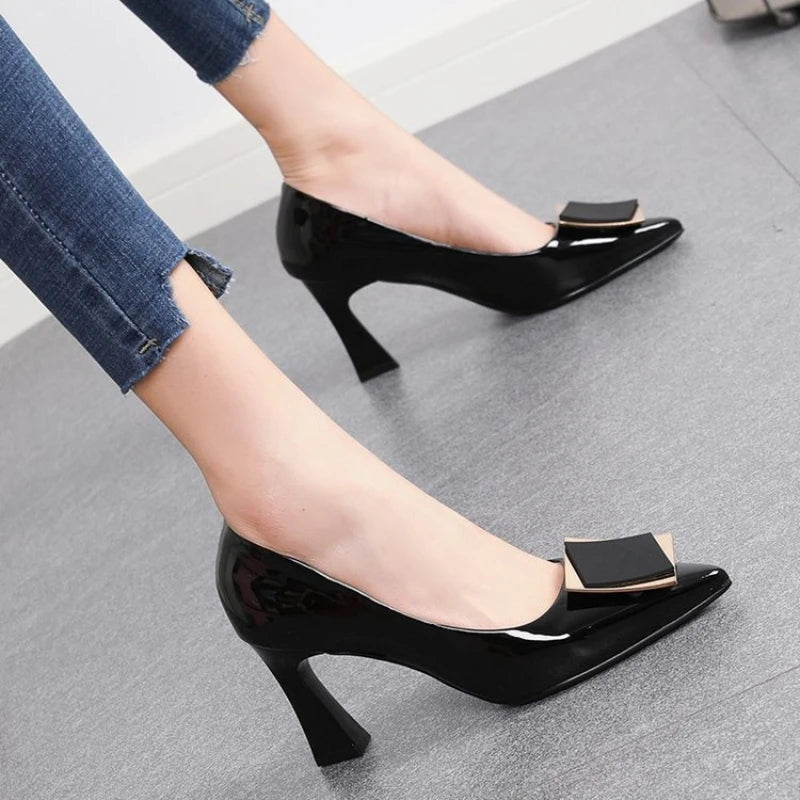 YBQJOO Women's Chunky Heel Pointed Toe Pumps | Ankle Buckle Chunky Heel Pumps Axl