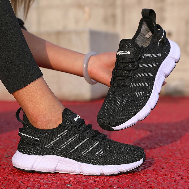 ZULIWAGN Breathable Mesh Sneakers – Lightweight Casual Shoes Mesh Casual Sneakers Axl Black white 43