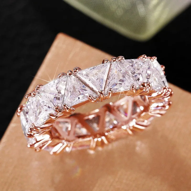 Huitan Triangular CZ Crystal Ring – Women's Wedding & Party Fashion Ring Axl