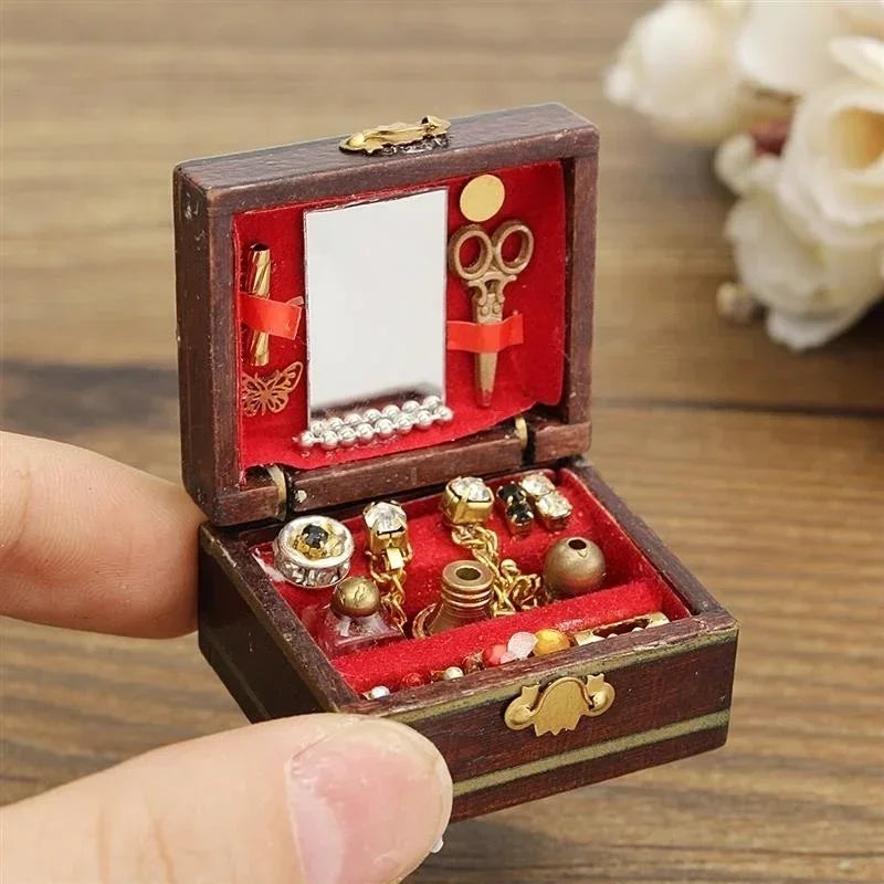 1:12 Miniature Wooden Jewelry Box – Retro Dollhouse Furniture Dollhouse Miniature Axl as picture