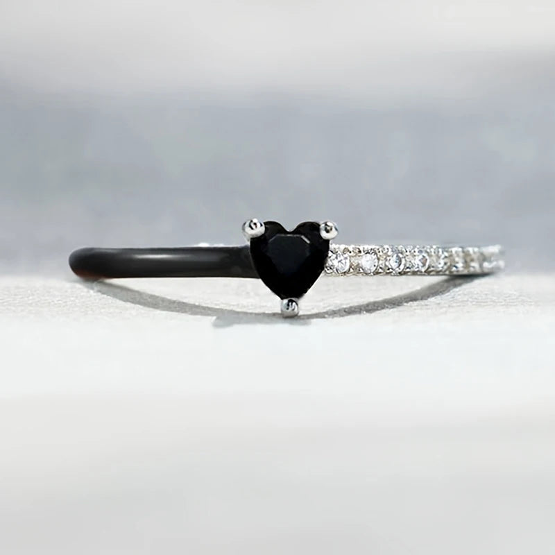 Huitan Two-Tone Black Heart CZ Ring | Y2K Women's Jewelry Fashion Ring Axl
