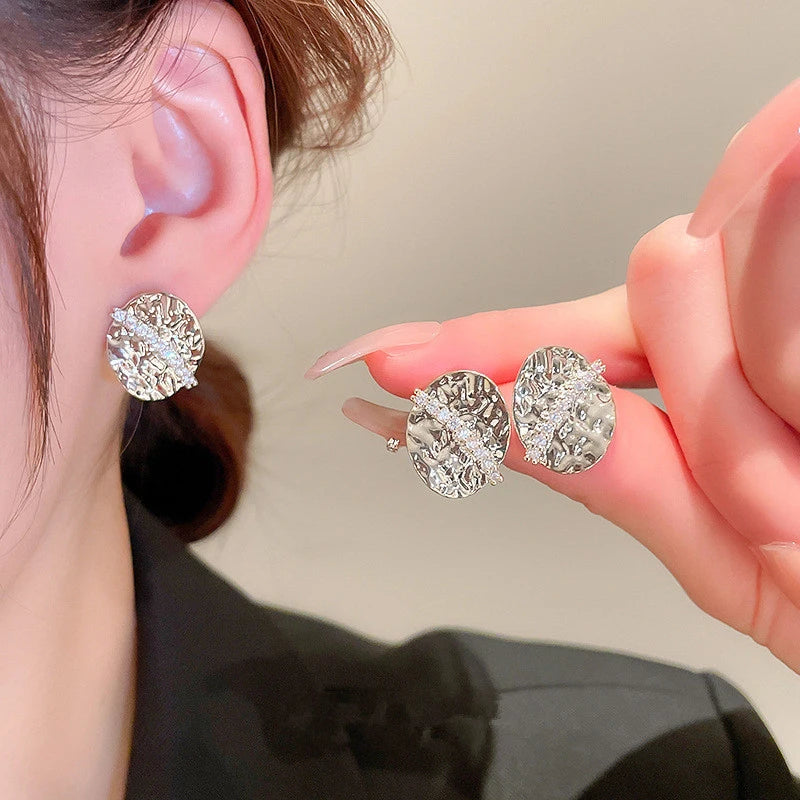 Huitan Oval Disc CZ Stud Earrings – Geometric Fashion Jewelry CZ Stud Earrings Axl