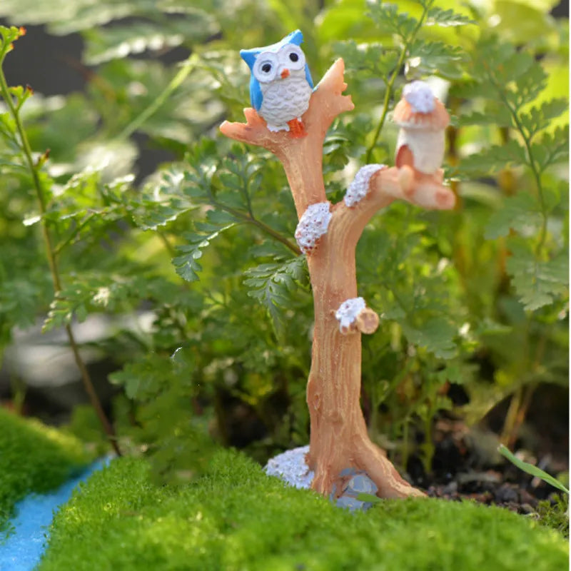 Resin Owl Mini Tree Fairy Garden Miniatures – Christmas Décor Fairy Garden Miniatures Axl yellow