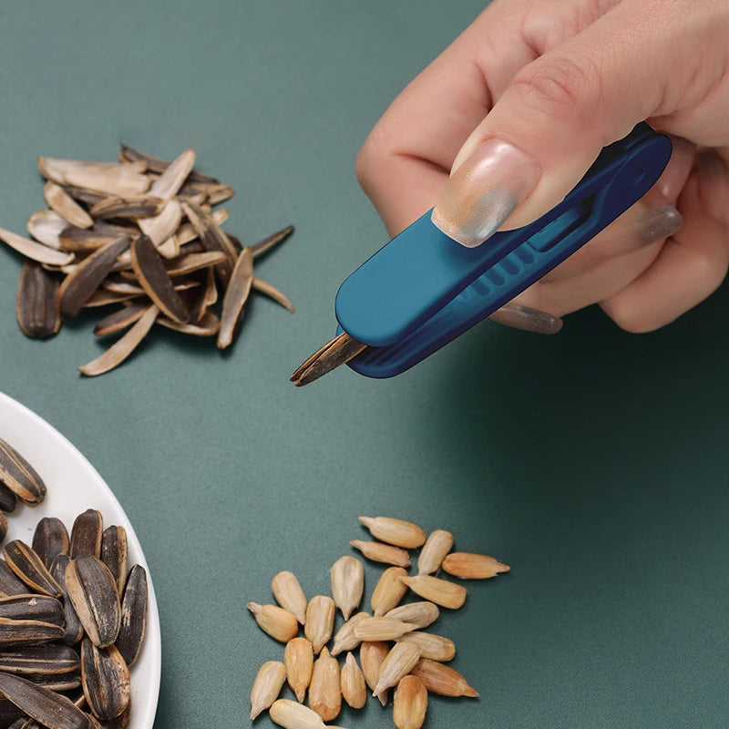 Multifunction Peanut Cracker & Nut Peeling Tool – 1 PC Nut Cracker Tool Axl