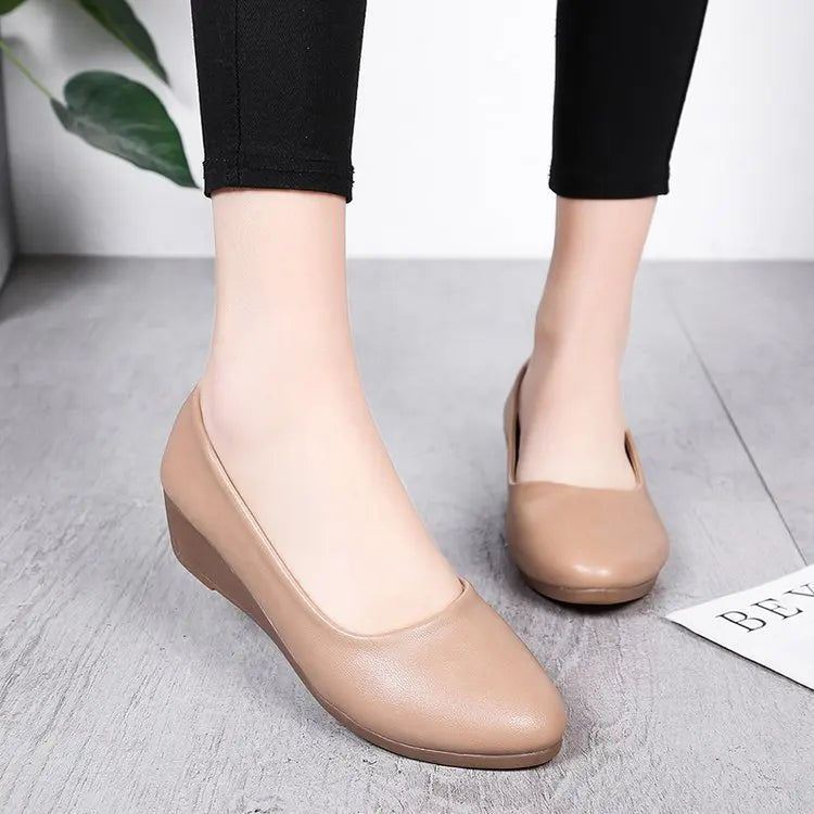 YBQJOO Women's Ballet Flats – Round Toe Slip-On Shoes Plus Size Women's Ballet Flats Axl