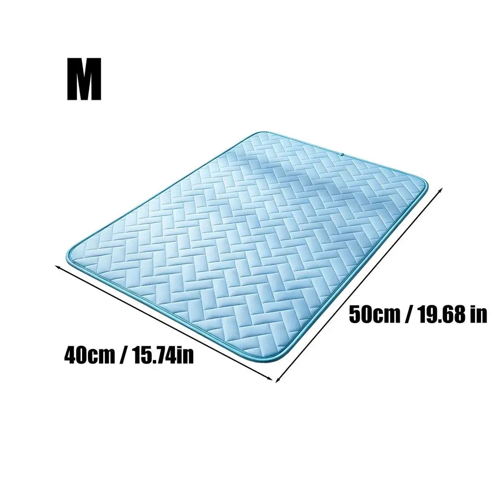 Pet Cooling Mat for Dogs & Cats | Ice Silk Kennel Pad S–2XL Pet Cooling Mat Axl M