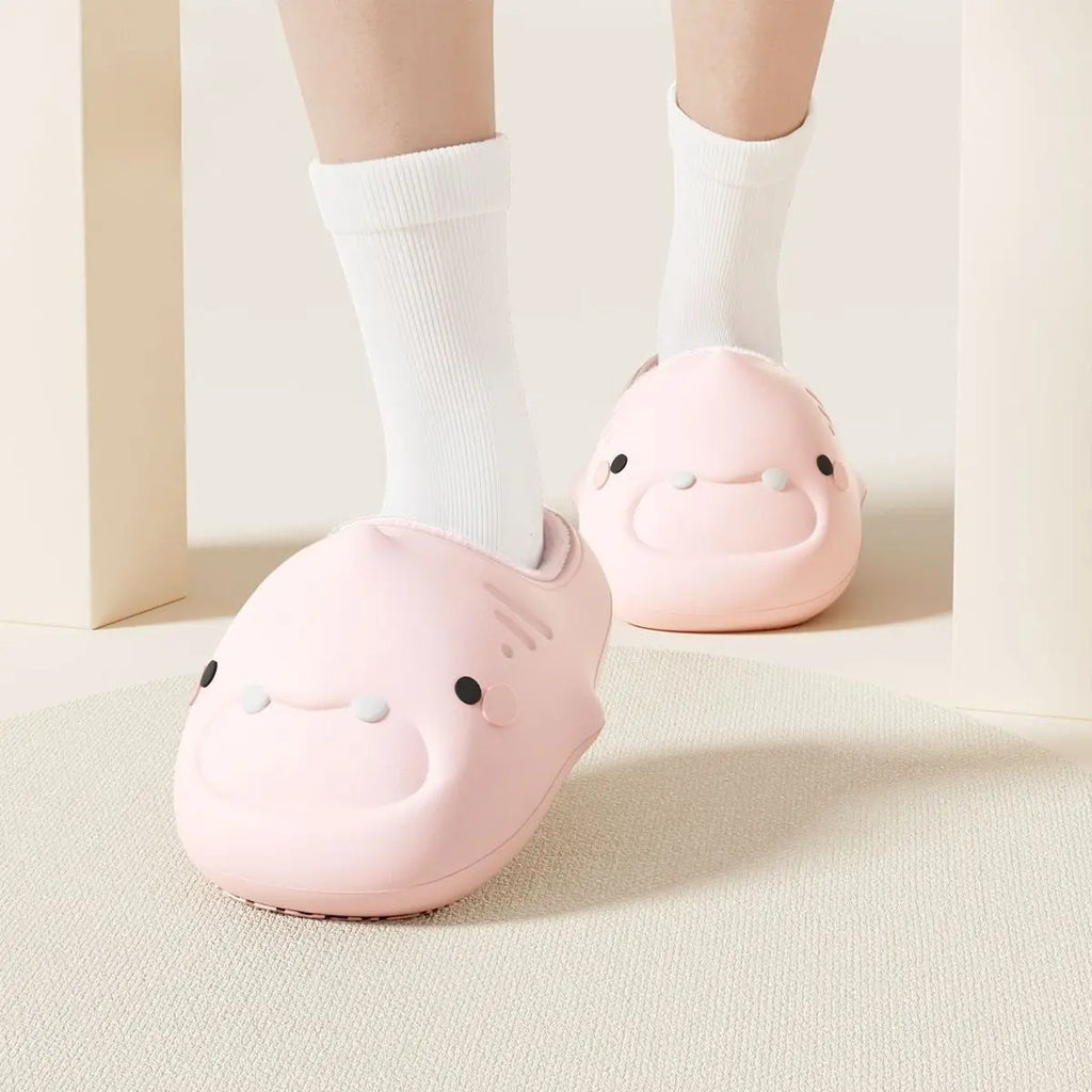 Lorilury 3D Shark Slippers – Warm Non-Slip Women's House Shoes Novelty Slippers Axl