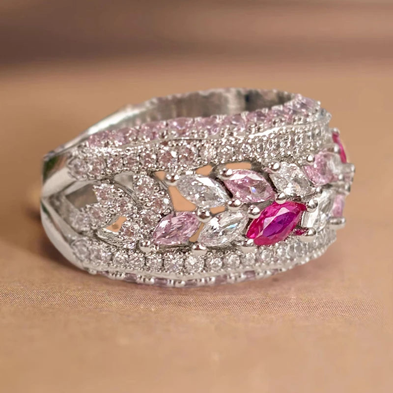 Huitan Sparkling Cubic Zirconia Ring – Women's Fashion Party Ring Fashion Ring Axl