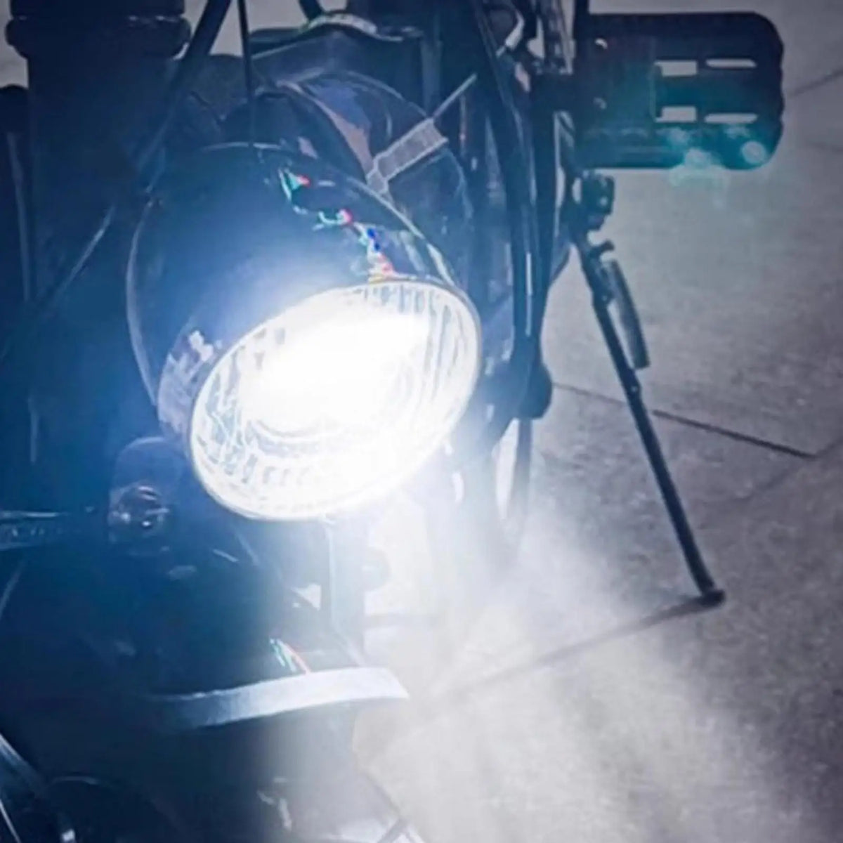Retro Bike Headlight – USB Rechargeable 3 LED Front Light Bicycle Headlight Axl