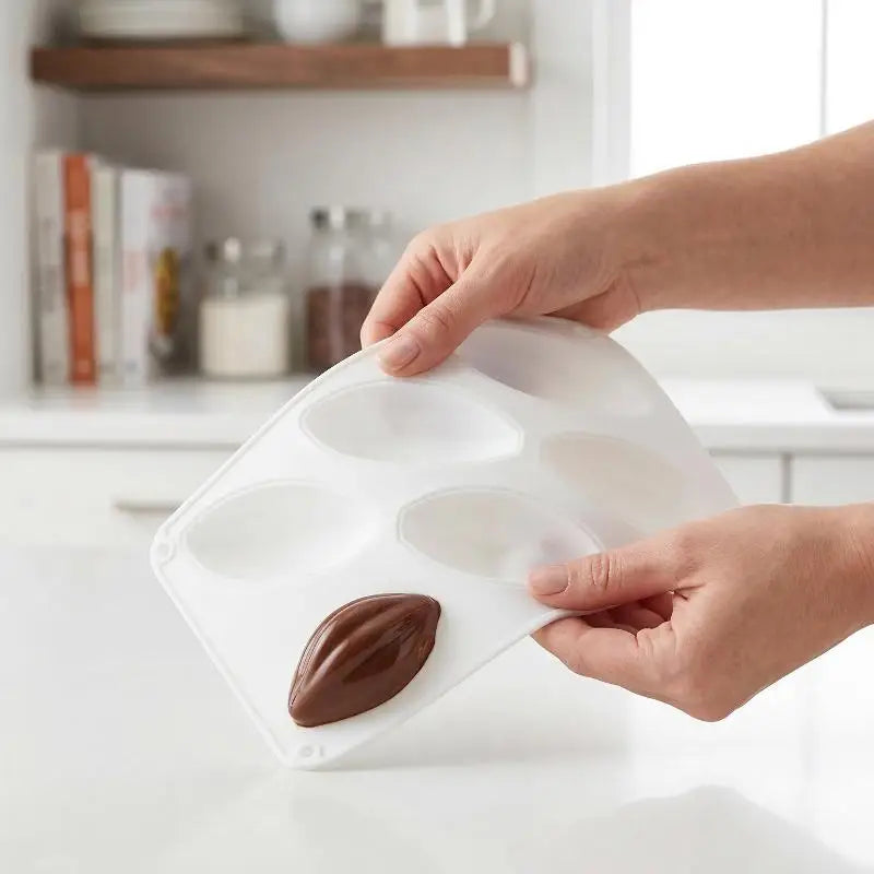 Cocoa Pod 6-Cavity Silicone Mousse Mold | Non-Stick Dessert Silicone Baking Mold Axl