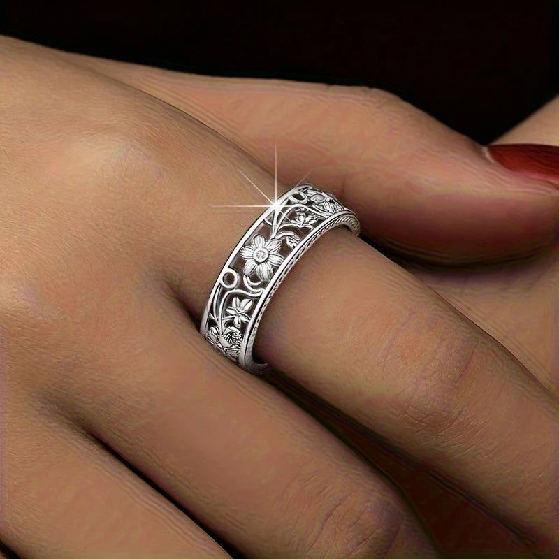 Huitan Silver Hollow Floral Ring – Women's Wedding Band Fashion Ring Axl