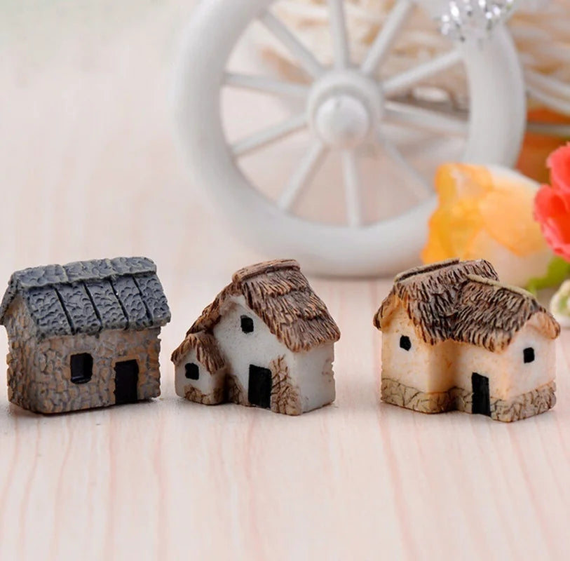 4-Piece Miniature Fairy Garden Figurines – Resin House Statues Miniature Garden Figurines Axl