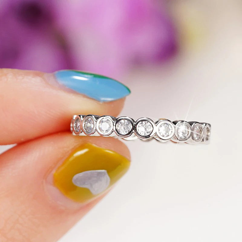 Huitan Full Paved CZ Ring for Women – Silver Fashion Ring Fashion Ring Axl
