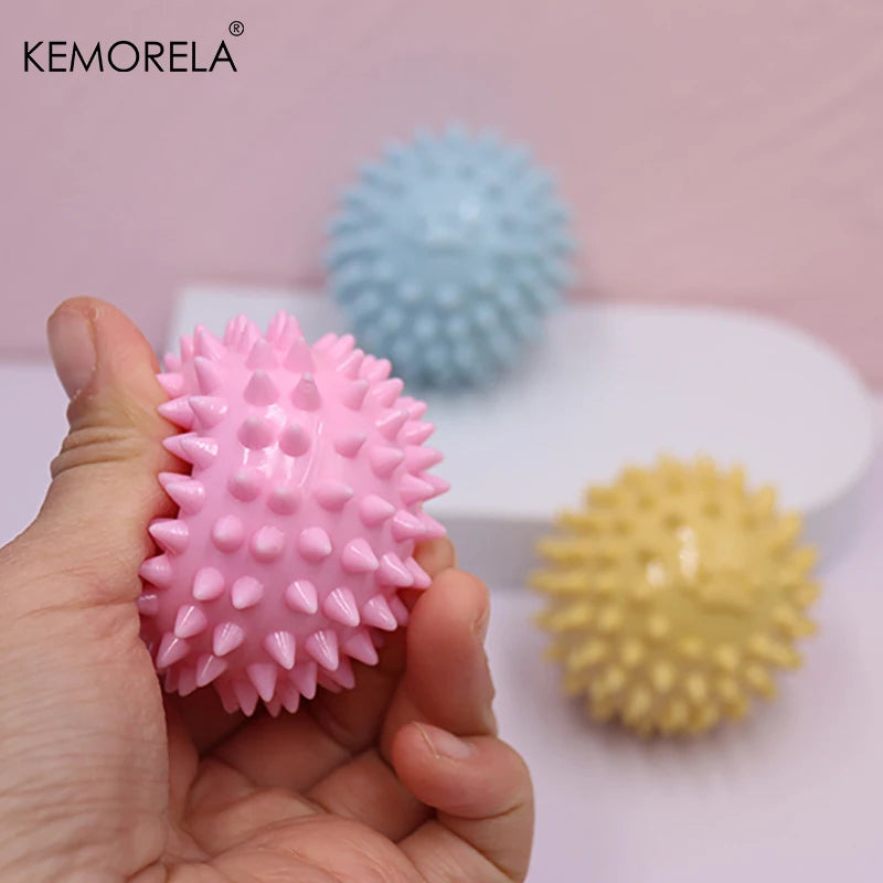 KEMORELA Dog Paw Print Thorn Ball TPR Chew Toy – Small Dogs Dog Chew Toy Axl