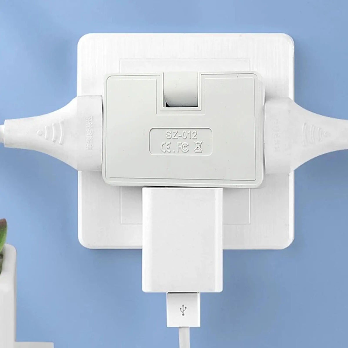 3-Way Flat Wall Outlet Extender – Fire-Resistant Plug Adapter Wall Outlet Extender Axl
