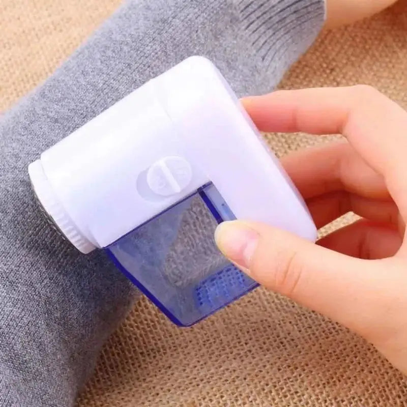Mini Electric Lint Remover & Fabric Shaver – Portable Defuzzer Electric Lint Remover Axl