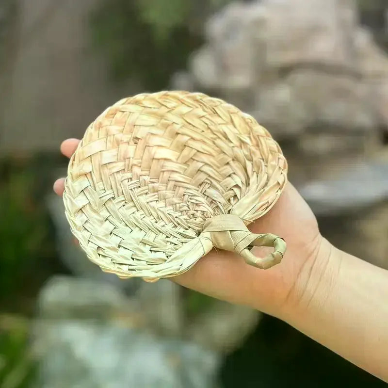 Vintage Handmade Palm Leaf Fan – Natural Foldable Cooling Fan Handheld Decorative Fan Axl