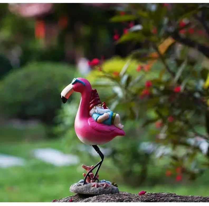 Cartoon Flamingo Garden Statue – Resin Lawn & Patio Ornament Garden Statue Axl