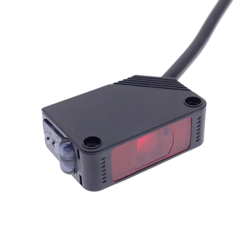 E3Z-D62 Infrared Diffuse Photoelectric Switch Sensor DC12-24V Photoelectric Switch Sensor Axl