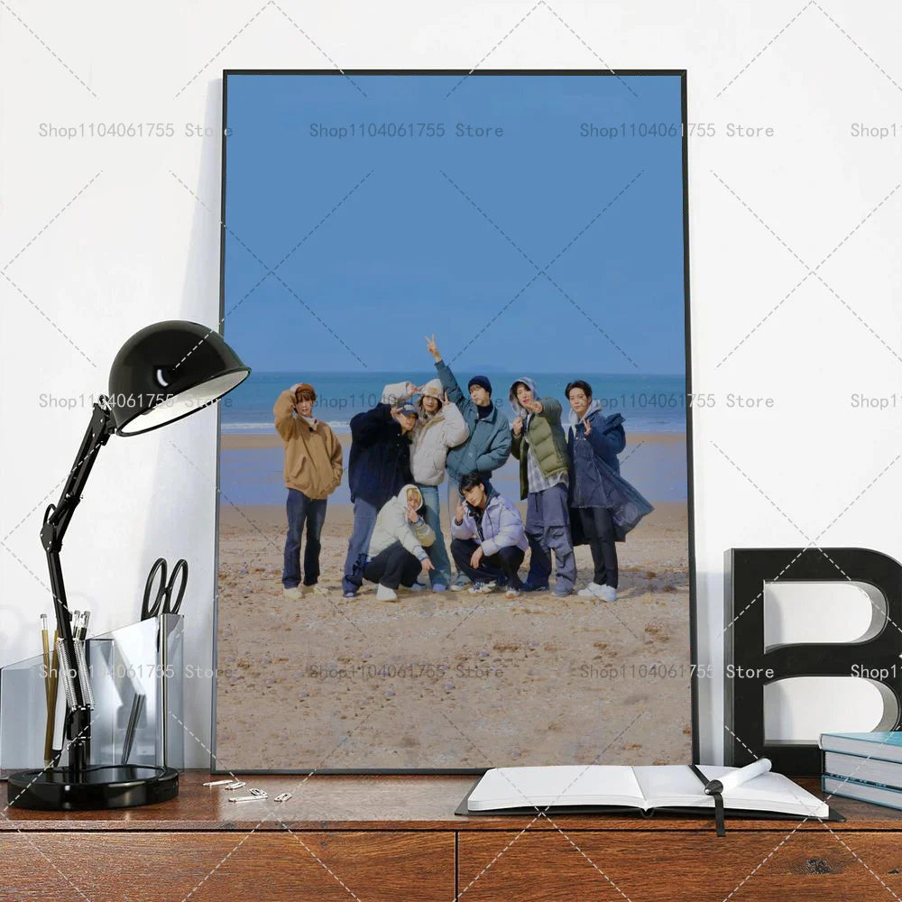 ATEEZ Wall Poster – Self-Adhesive Waterproof Art Sticker Decor Wall Art Poster Axl z7 30x42cm No Frame