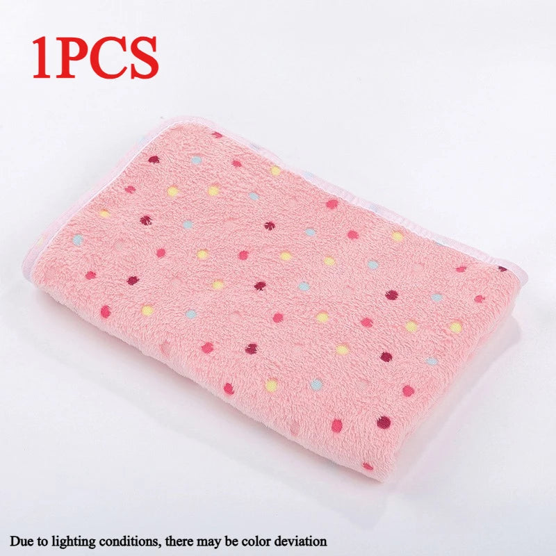 Soft Flannel Pet Blanket for Dogs & Cats | Cartoon Christmas Throw Pet Throw Blanket Axl Q-1pcs 104x76cm