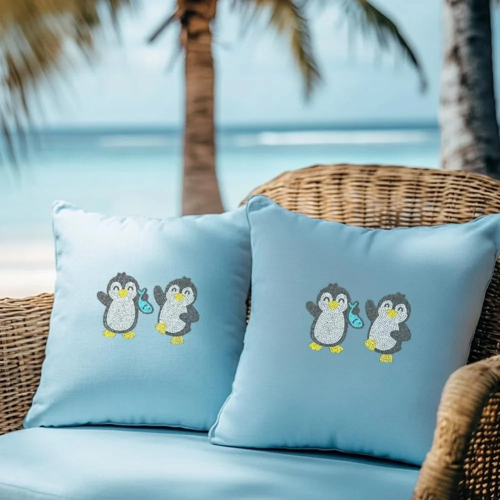 Penguin Rhinestone Iron-On Patch – Glitter Heat Transfer Appliqué Iron-On Appliqué Axl