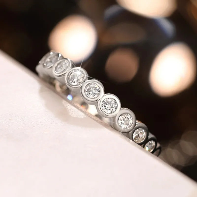 Huitan Full Paved CZ Ring for Women – Silver Fashion Ring Fashion Ring Axl