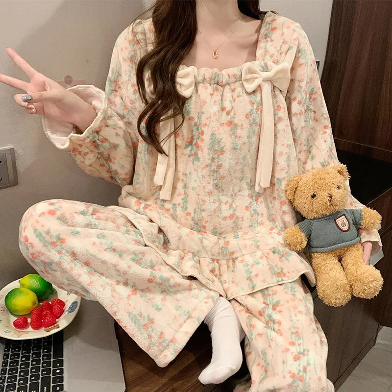 Women's Coral Fleece Pajama Set – Warm Princess Loungewear Women's Pajama Set Axl 9929-2 L