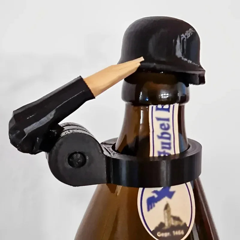 Soldier Helmet Beer Bottle Cap – Funny Silicone Bottle Topper Novelty Bottle Cap Axl