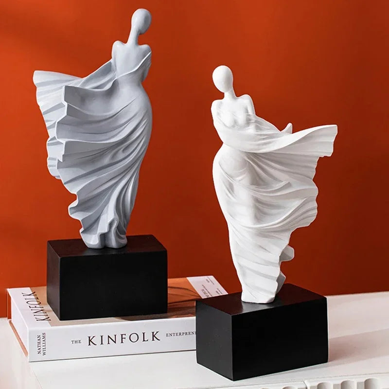 Resin Abstract Figurines – Nordic Modern Art Home Décor Decorative Figurine Axl