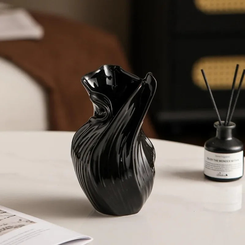 Nordic Ceramic Vase | Scandinavian Modern Home Décor Accent Decorative Ceramic Vase Axl Black