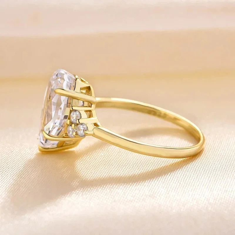 Huitan Gold Waterdrop Cubic Zirconia Ring – Women's Wedding Band CZ Fashion Ring Axl