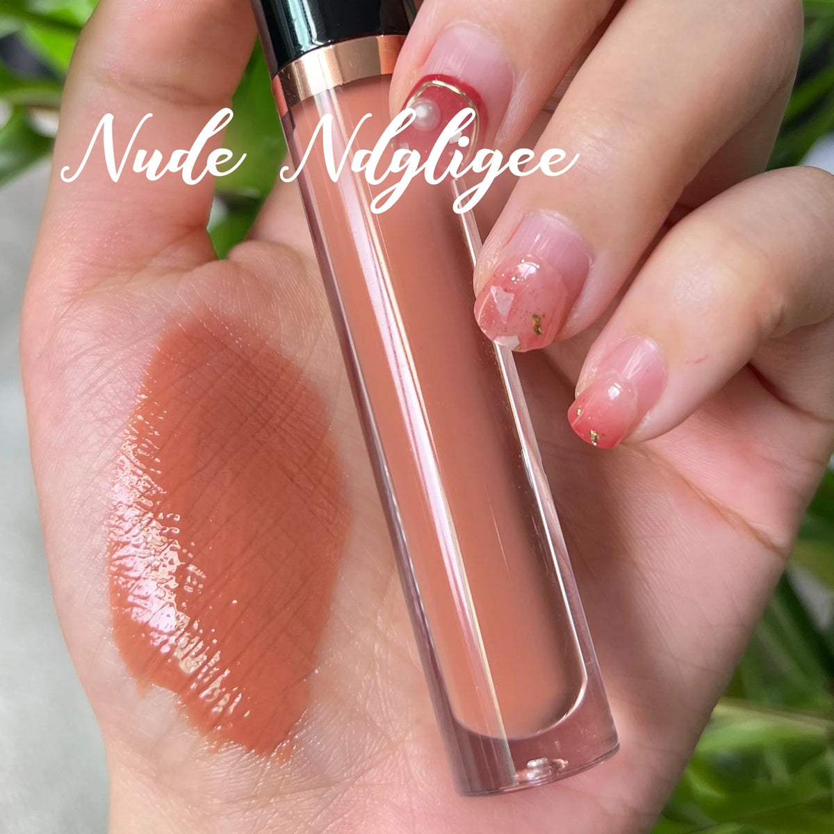 Custom Private Label Lip Gloss – Vegan Matte & Glossy OEM
