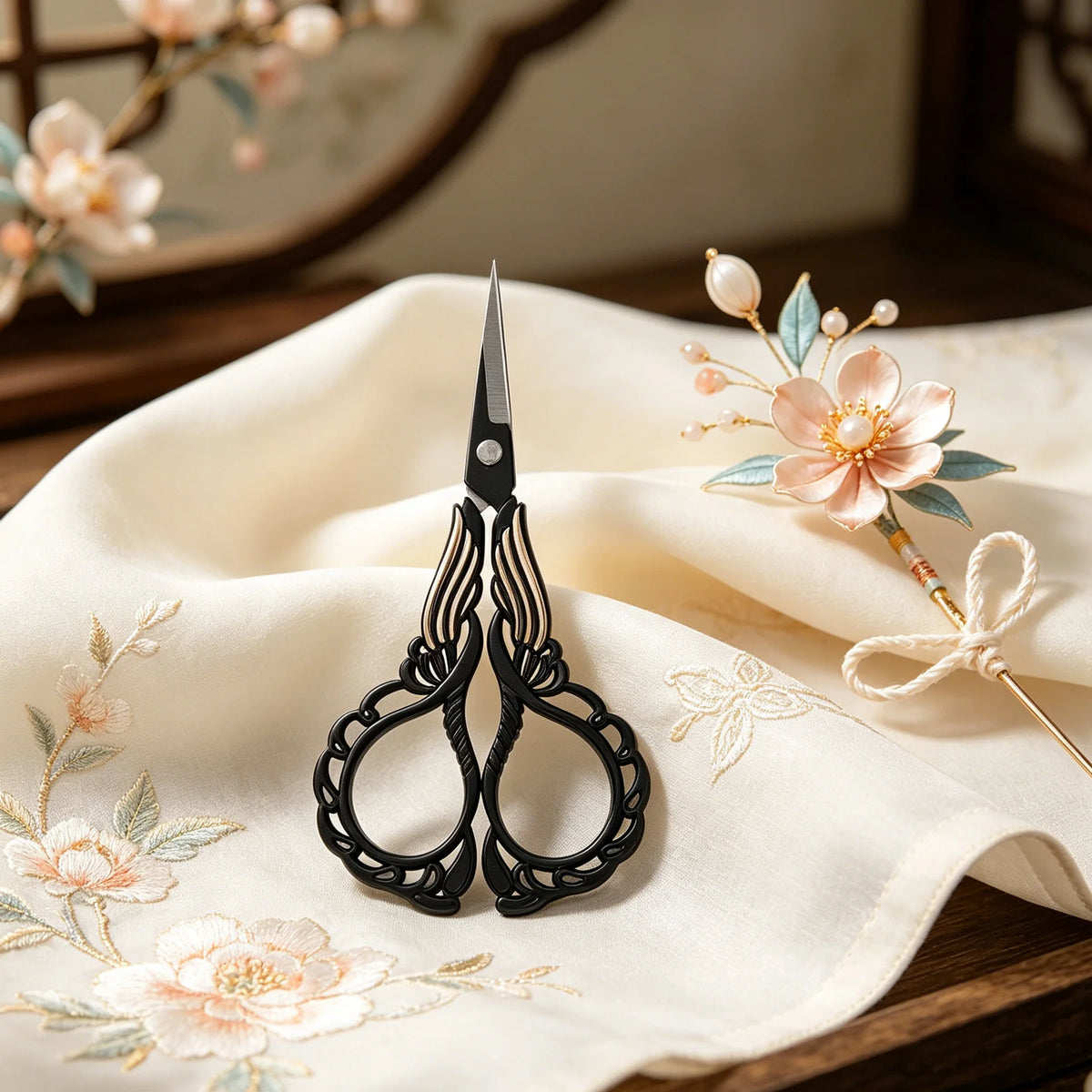 Small Stainless Steel Scissors – Embroidery, Sewing & DIY Craft Scissors Axl Scissors-Black