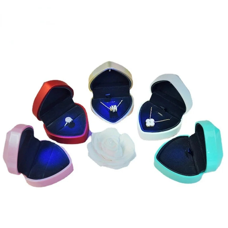 Heart Shape LED Light Ring Box – Jewelry Gift Storage Case LED Jewelry Box Axl