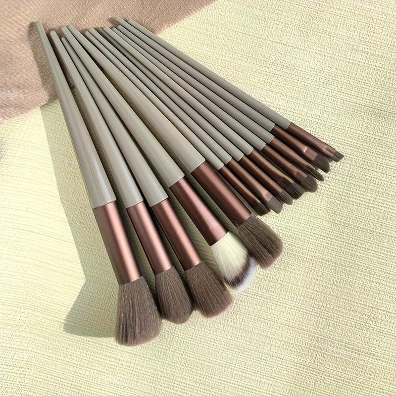 13-Piece Makeup Brush Set with Bag – Eyeshadow & Foundation Makeup Brush Set Axl