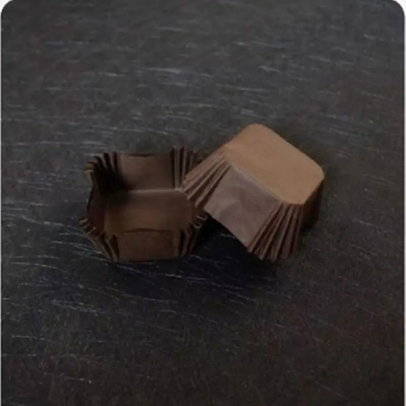 Square Mooncake Paper Liners 100/250Pcs – Oil-Proof Brownie Cups Baking Paper Liners Axl 100pcs 45mm Coffee