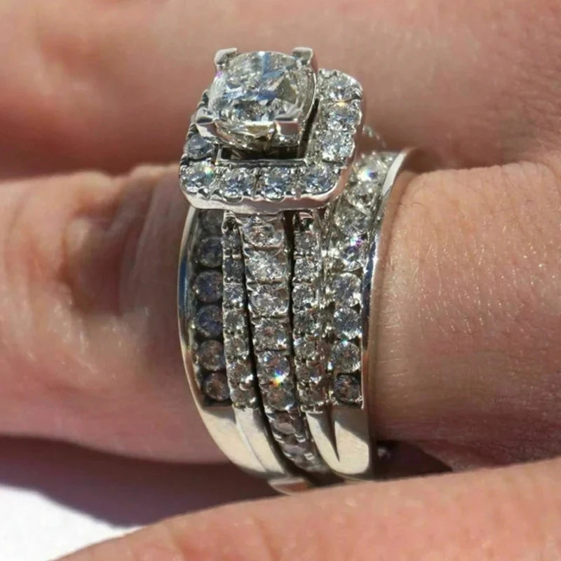 Huitan Women's CZ Wedding Band – Sparkling Cubic Zirconia Ring Wedding Band Ring Axl Q317 6
