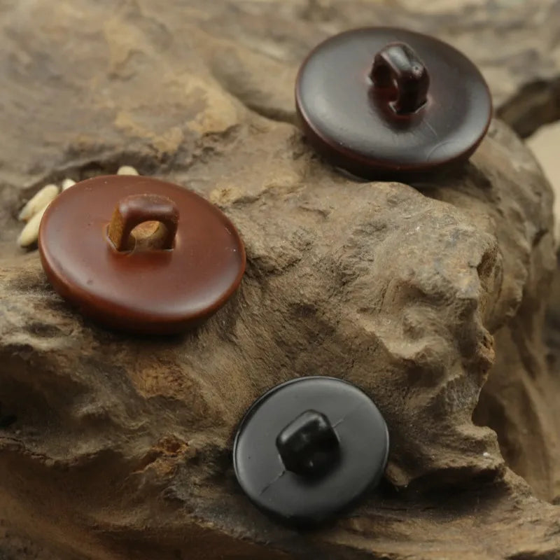 20 PCS Faux Leather Shank Buttons – Football Pattern Sweater Sewing Buttons Axl