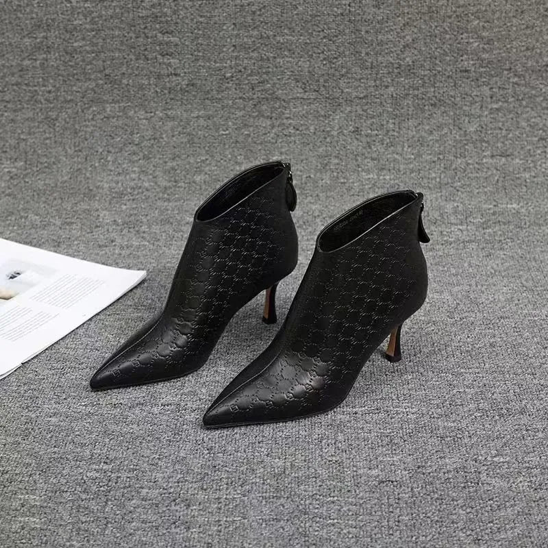 Women's Pointed Toe Ankle Boots | Low Cat Heel Slip-On Women's Ankle Boots Axl BLACK 35