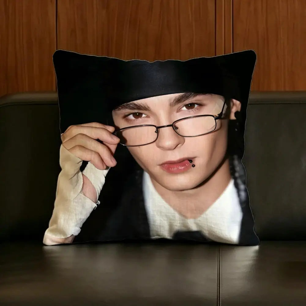 Tom Kaulitz Linen Cushion Cover | Sofa & Bed Pillow Case Decorative Cushion Cover Axl White5 50X50cm