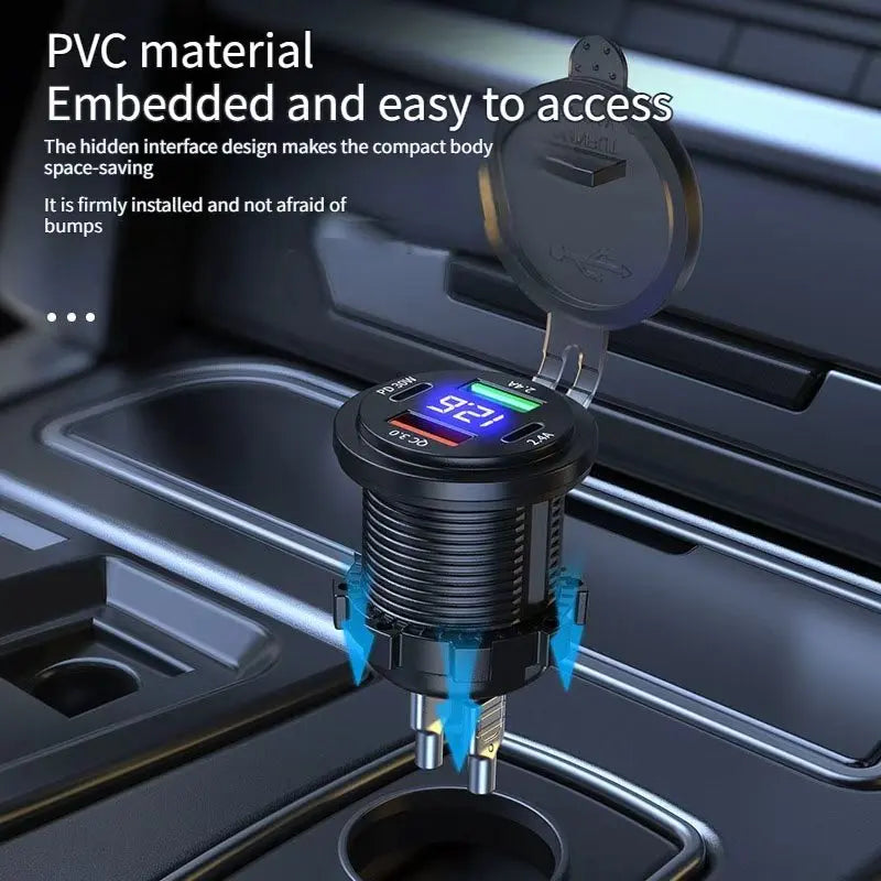 4-Port Car Charger Socket Dual USB-C & USB-A 96W + Voltmeter Car Charger Socket Axl