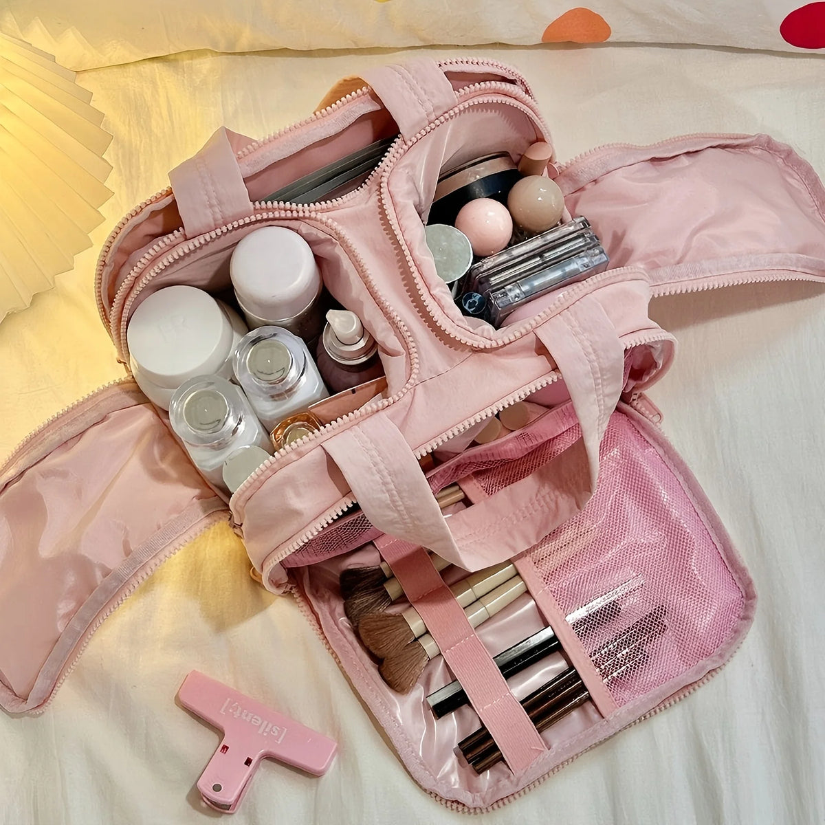 Women's Large Capacity Travel Makeup & Toiletry Organizer Bag Travel Makeup Bag Axl